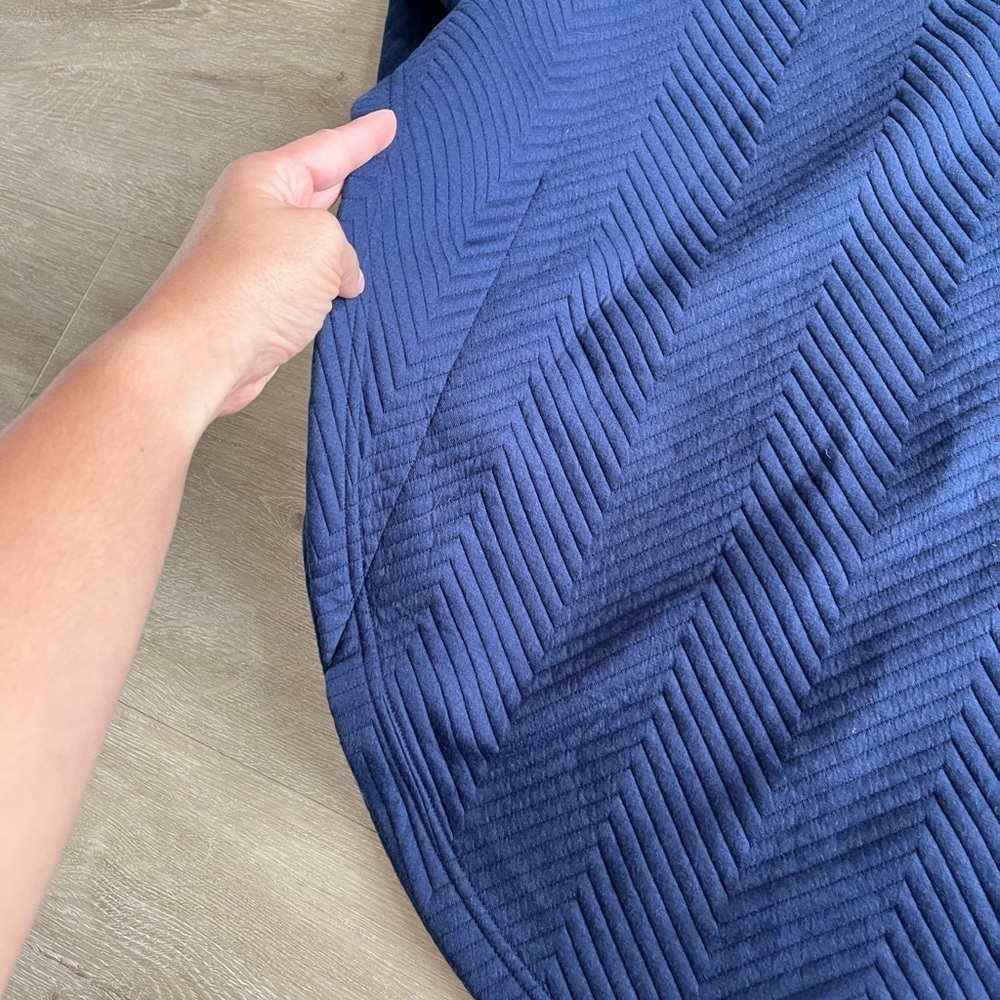 CHICO’S Quilted Hooded Blue Poncho SZ L/XL NWT - Picture 3 of 6